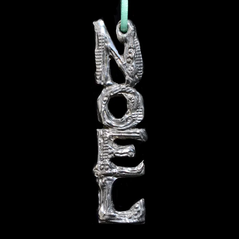 "Noel" Word Ornament